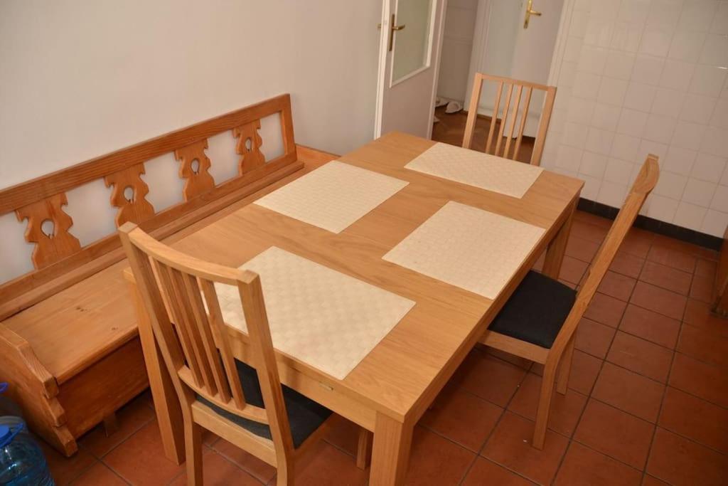 Butas Royal Castle 2 And Kitchen 55sqm