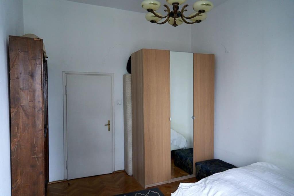 Butas Royal Castle 2 And Kitchen 55sqm